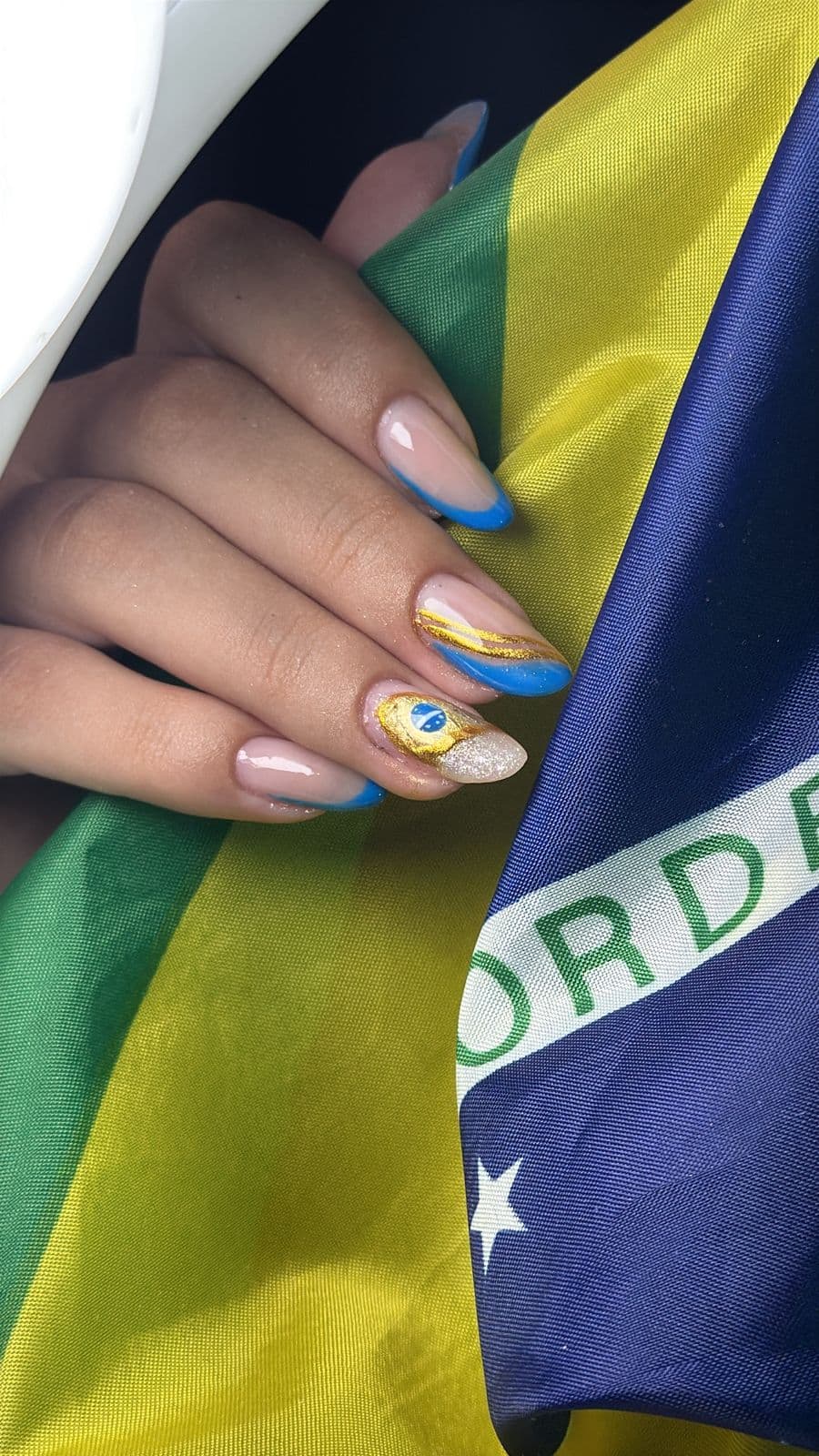 Unhas — trabalho do studio